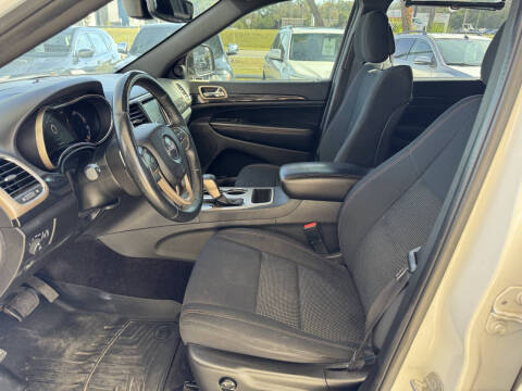 2017 Jeep Grand Cherokee Laredo