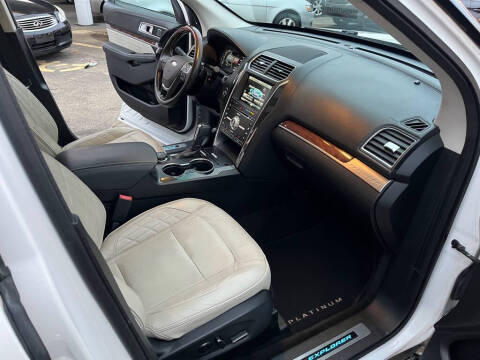 2016 Ford Explorer Platinum