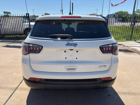 2018 Jeep Compass Sun and Wheel Edition