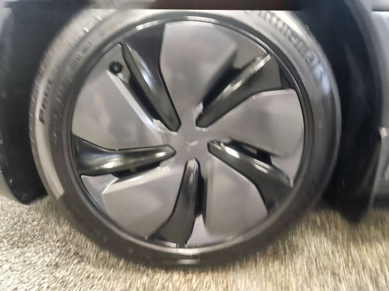 2026 Tesla Model Y Long Range