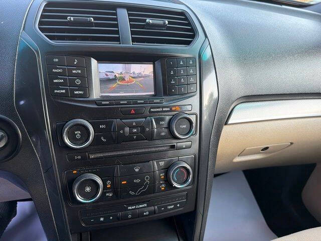 2016 Ford Explorer