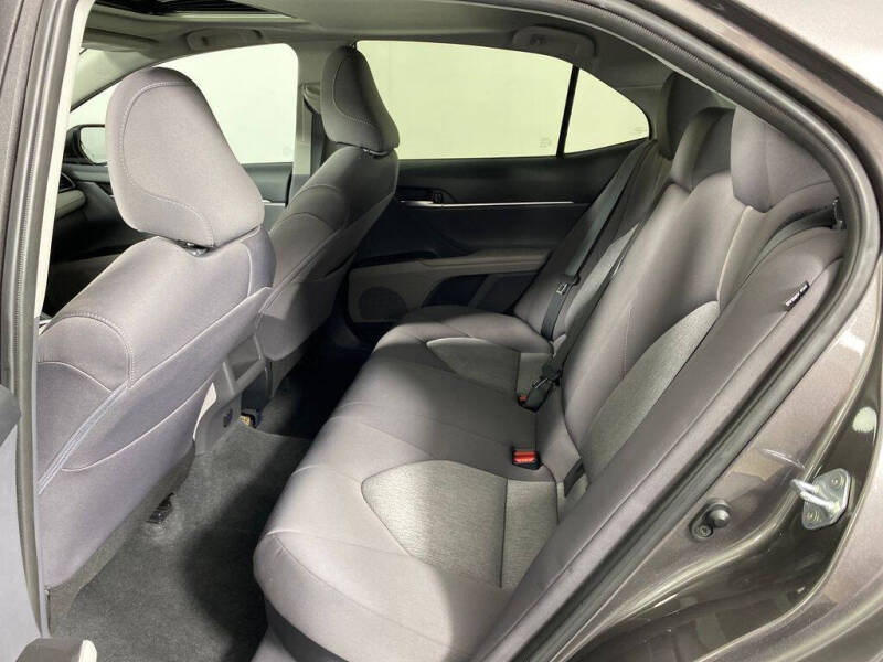 2024 Toyota Camry Hybrid LE