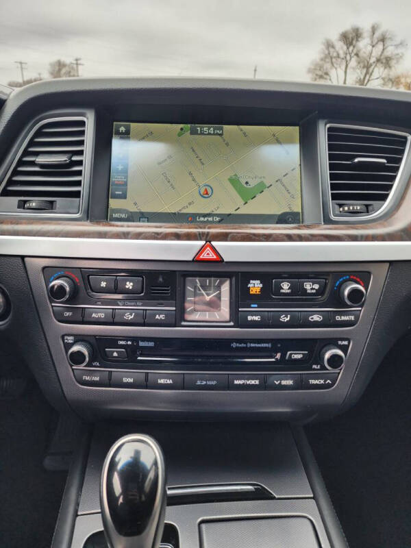 2015 Hyundai Genesis