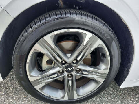 2023 Kia K5 EX