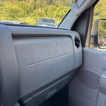 2011 Ford E-Series E-350 SD