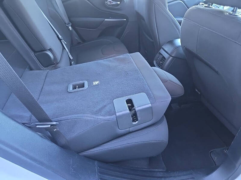 2021 Jeep Cherokee Latitude