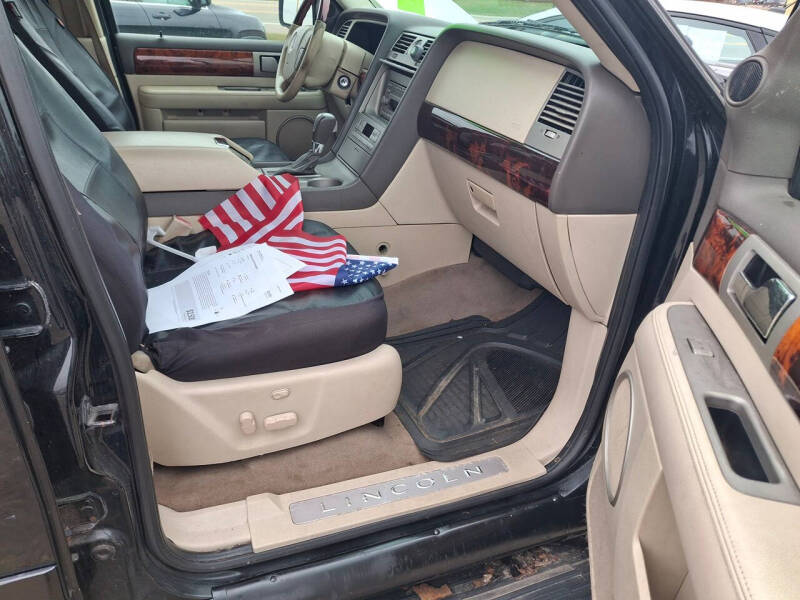 2004 Lincoln Navigator Luxury