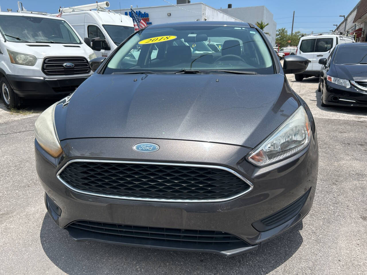Dk. Gray 2018 Ford Focus SE SE 4dr Sedan 2
