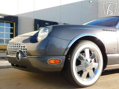 2003 Ford Thunderbird