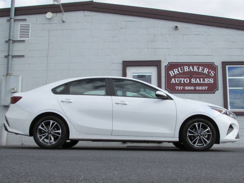 2024 Kia Forte LXS's photo