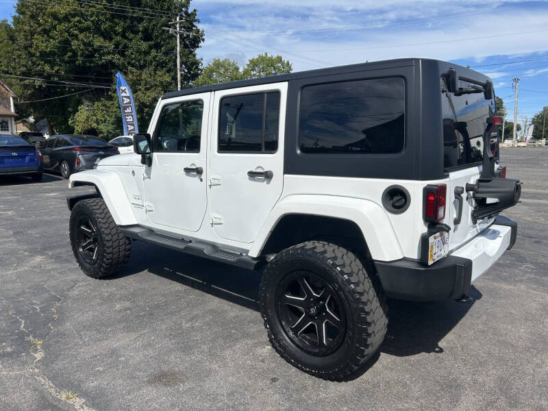 2016 Jeep Wrangler Unlimited Sahara