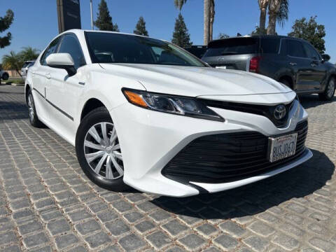2020 Toyota Camry Hybrid LE