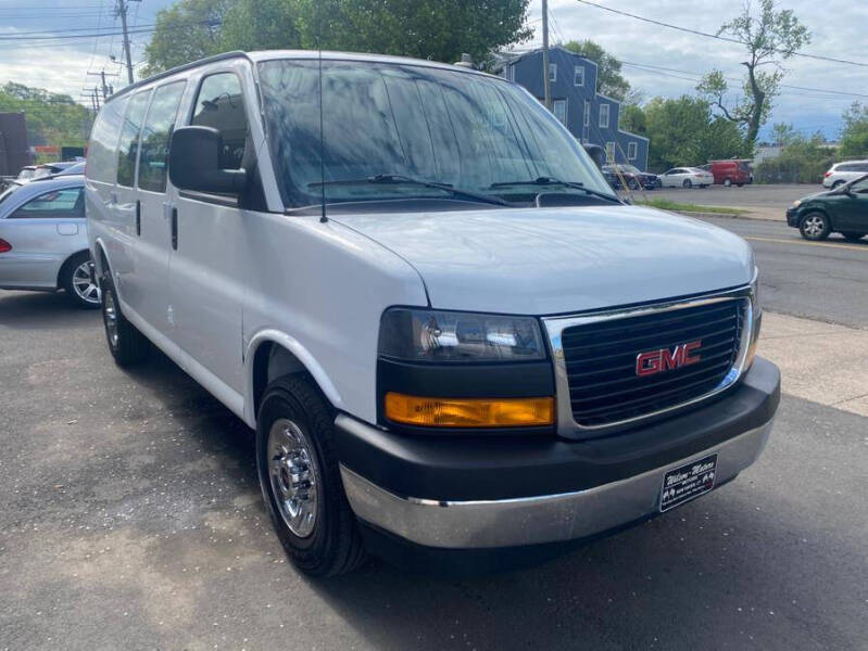 2023 GMC Savana 2500