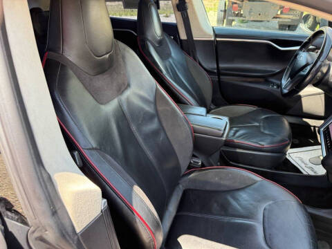 2013 Tesla Model S Performance