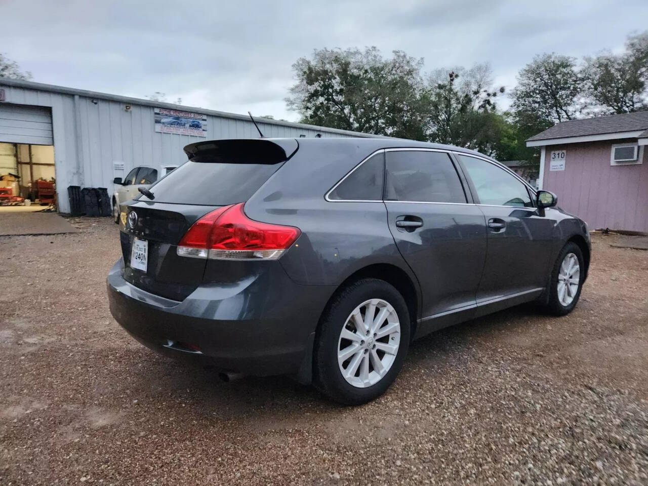 2010 Toyota Venza for sale at AUTHE VENTURES AUTO in Red Oak, TX