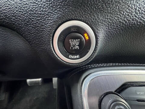 2015 Dodge Challenger SXT