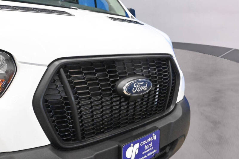2025 Ford Transit 150
