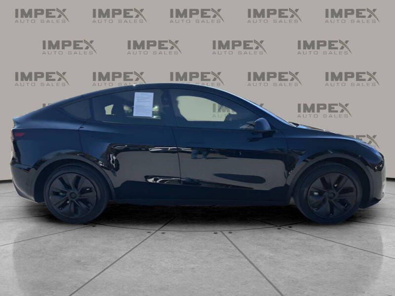 2025 Tesla Model Y Long Range