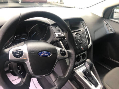 2014 Ford Focus SE