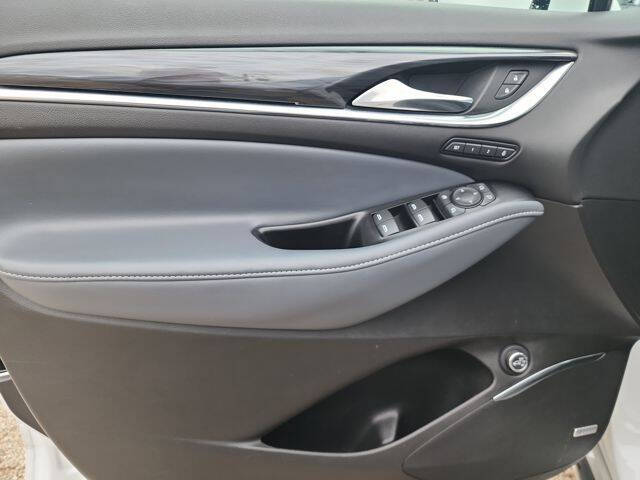 2023 Buick Enclave Premium