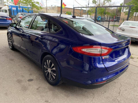 2013 Ford Fusion S