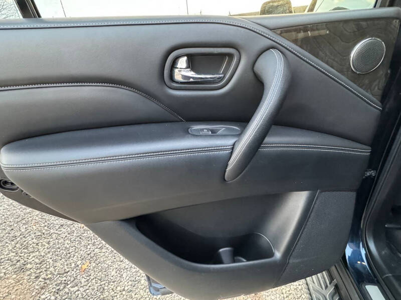 2021 Infiniti QX80 Luxe