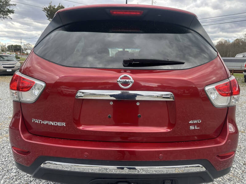 2015 Nissan Pathfinder SL