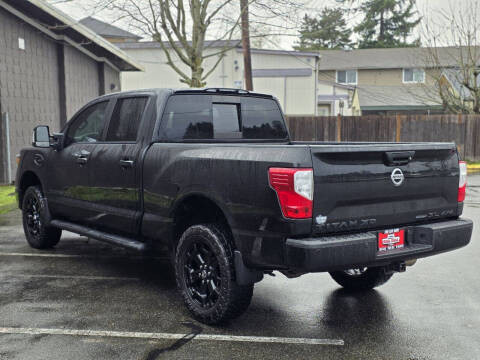 2018 Nissan Titan XD SL