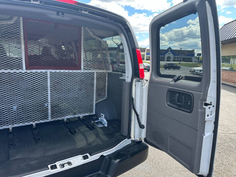 2021 Chevrolet Express LS 3500