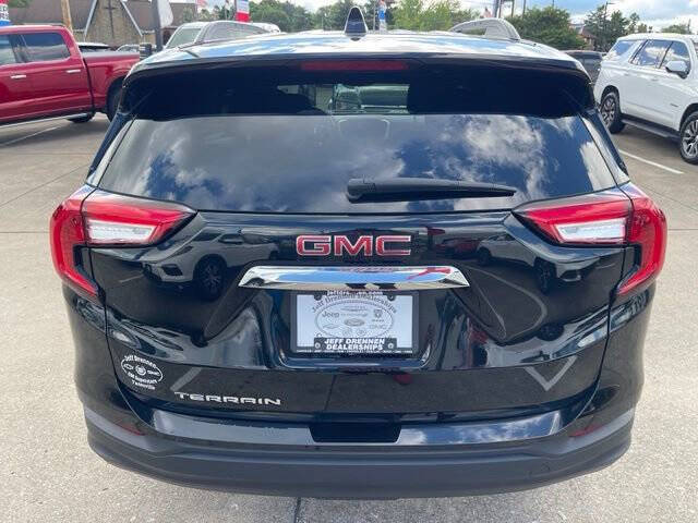 2022 GMC Terrain SLE