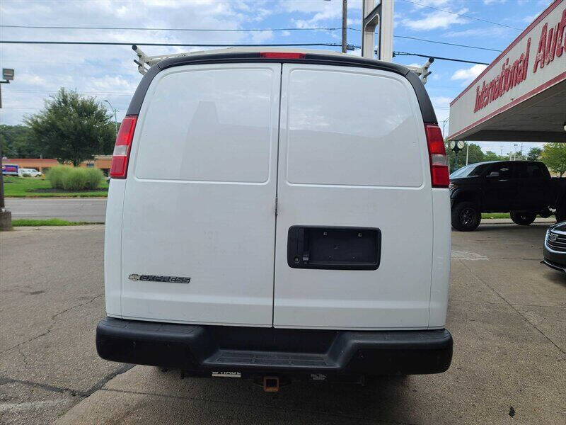 2017 Chevrolet Express 2500