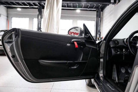 2012 Porsche Cayman R