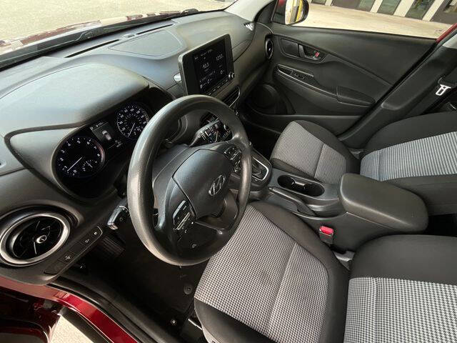 2023 Hyundai Kona SE