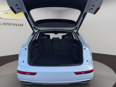 2019 Audi Q5 quattro Premium 45 TFSI