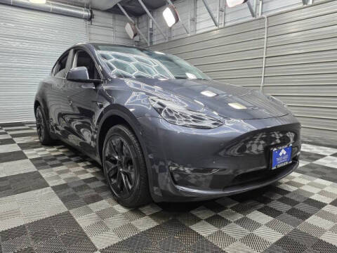 2025 Tesla Model Y Long Range