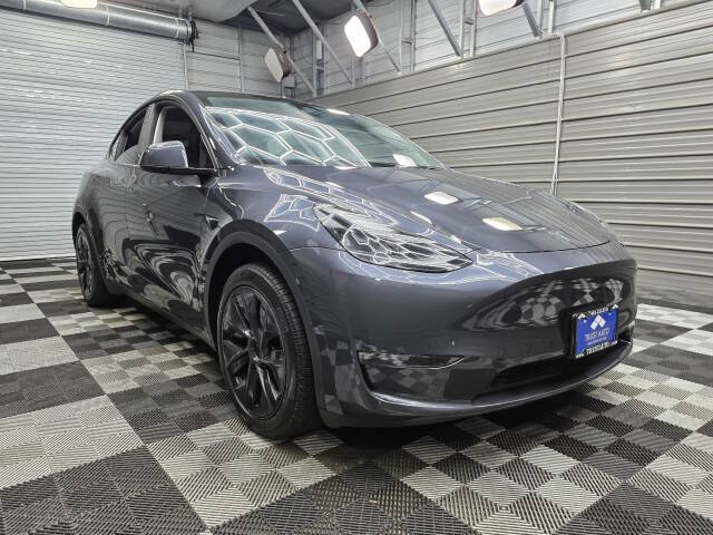 2025 Tesla Model Y Long Range