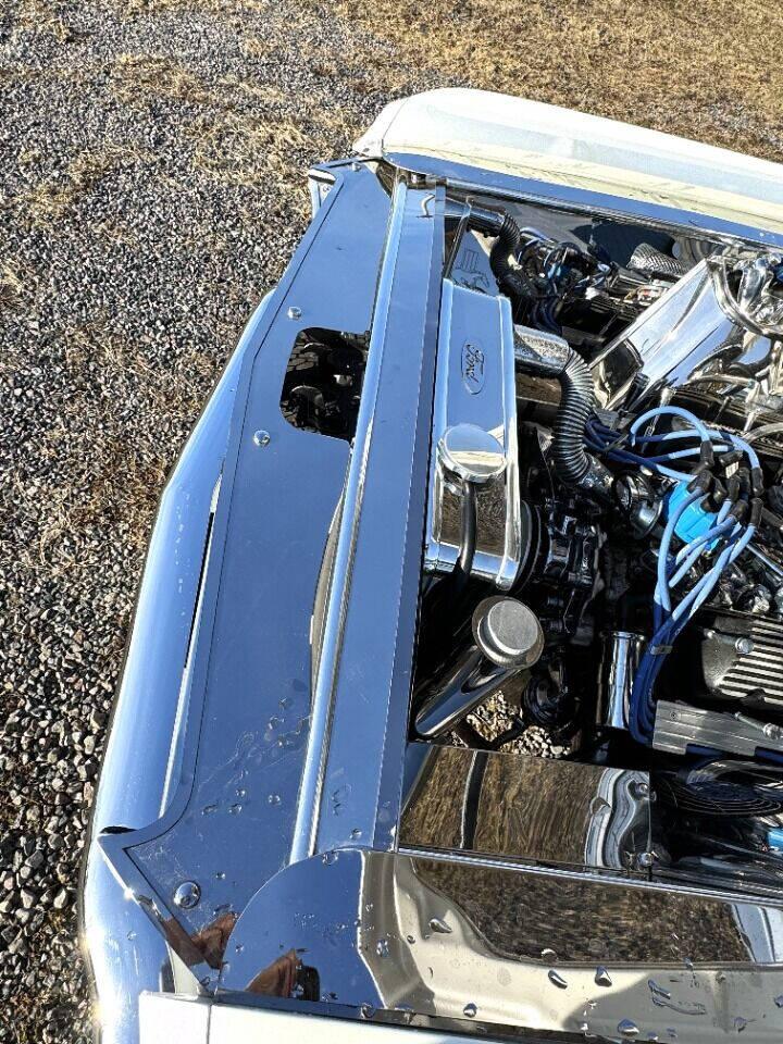 1965 Ford Mustang 40