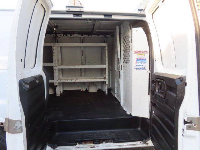 2016 GMC Savana 2500