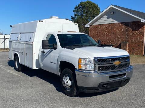 2014 Chevrolet Silverado 3500HD CC for sale at Auto Connection 210 LLC in Angier NC