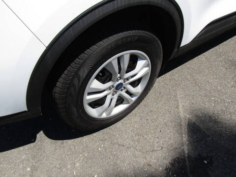2022 Ford Escape S