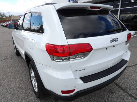 2017 Jeep Grand Cherokee Laredo