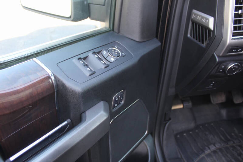 2016 Ford F-150 Platinum