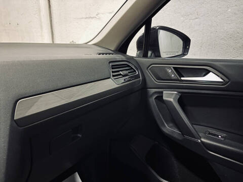 2020 Volkswagen Tiguan SE