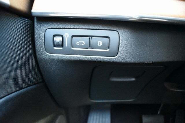 2018 Volvo XC90 T8 eAWD Inscription