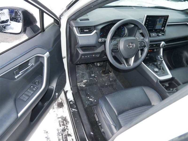 2020 Toyota RAV4 Hybrid XSE