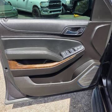 2016 Chevrolet Suburban LS