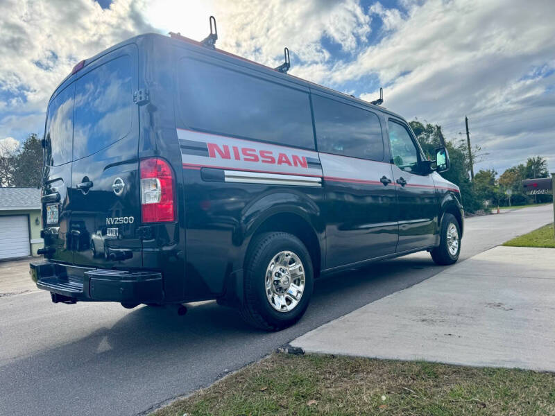 2016 Nissan NV Cargo SV photo 32