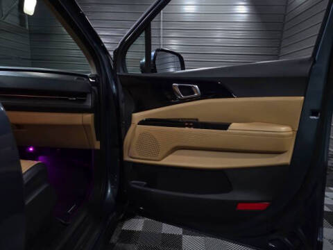 2024 Kia Carnival EX