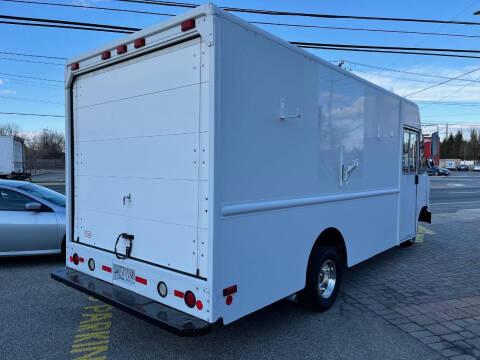 2011 Ford E-Series E-350 SD