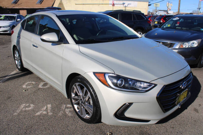 2017 Hyundai Elantra Limited's photo